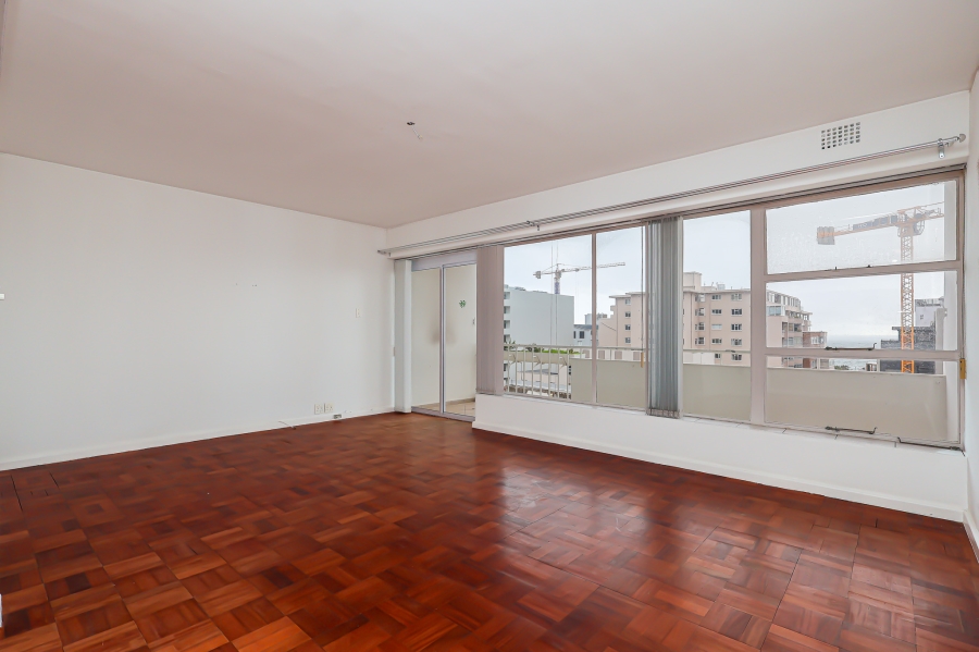 2 Bedroom Property for Sale in Sea Point Western Cape